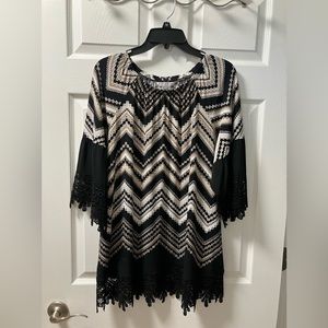 NWOT Allison Daley tunic top size M